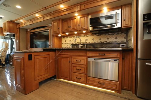 2017 Winnebago Tour 45RD Class A