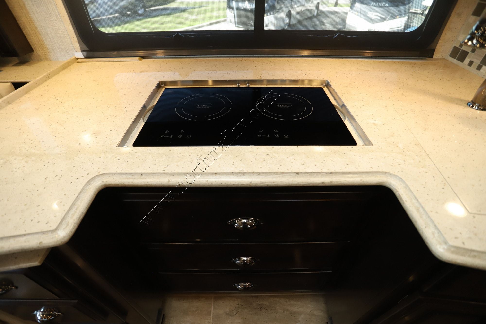 Used 2020 Newmar Dutch Star 4081 Class A  For Sale