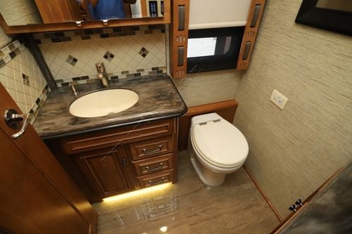 2017 Winnebago Tour 45RD Class A