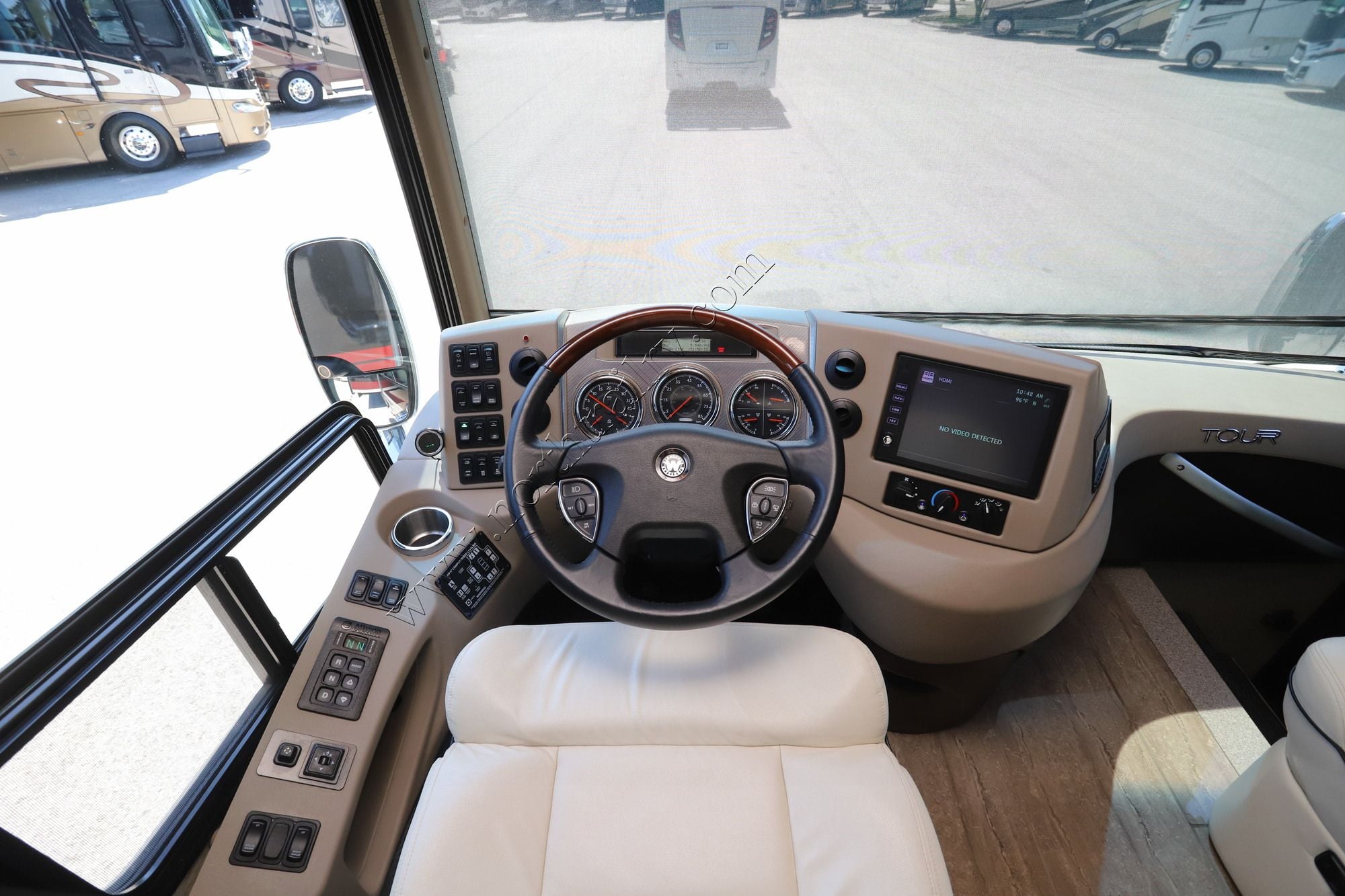 Used 2017 Winnebago Tour 45RD Class A  For Sale