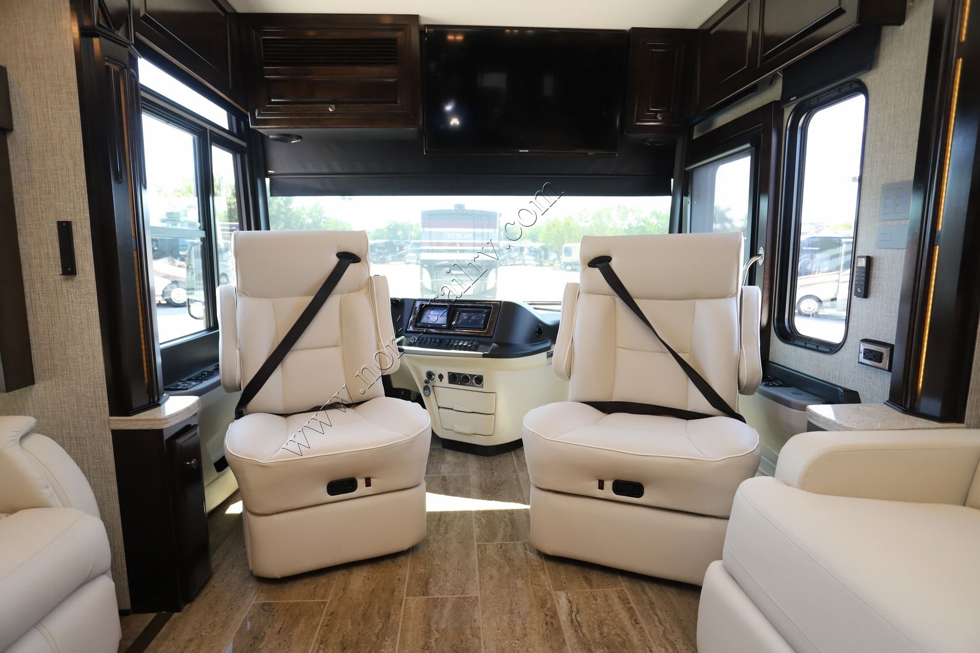 Used 2020 Newmar Dutch Star 4081 Class A  For Sale