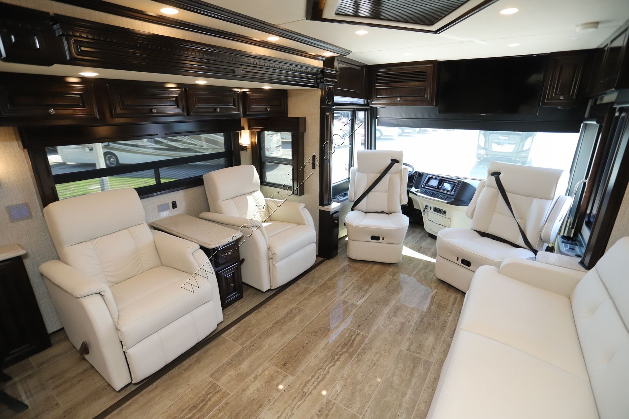 Used 2020 Newmar Dutch Star 4081 Class A  For Sale