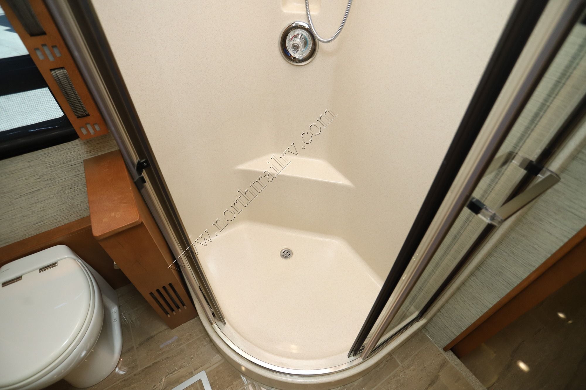 Used 2017 Winnebago Tour 45RD Class A  For Sale