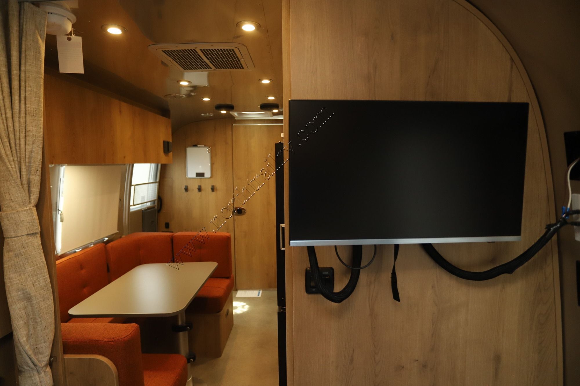 New 2026 Airstream Trade Wind 23FB Travel Trailer  For Sale