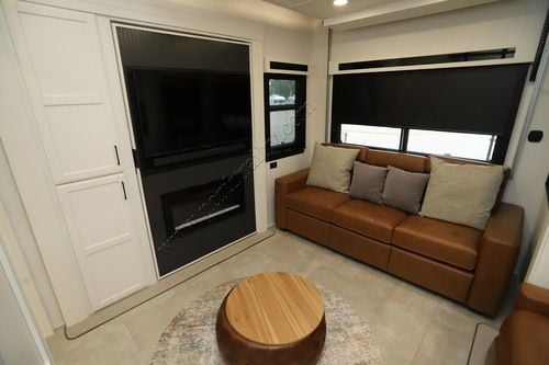 2024 Forest River Riverstone Legacy 442MC