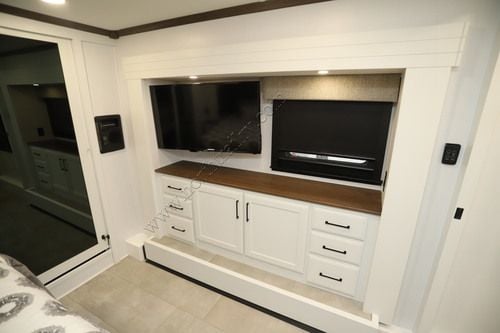 2024 Forest River Riverstone Legacy 442MC