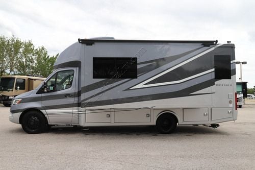 2027 Tiffin Motor Homes Wayfarer 25RW