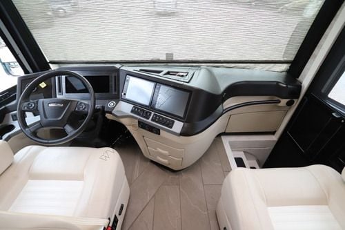 2023 Newmar New Aire 3543