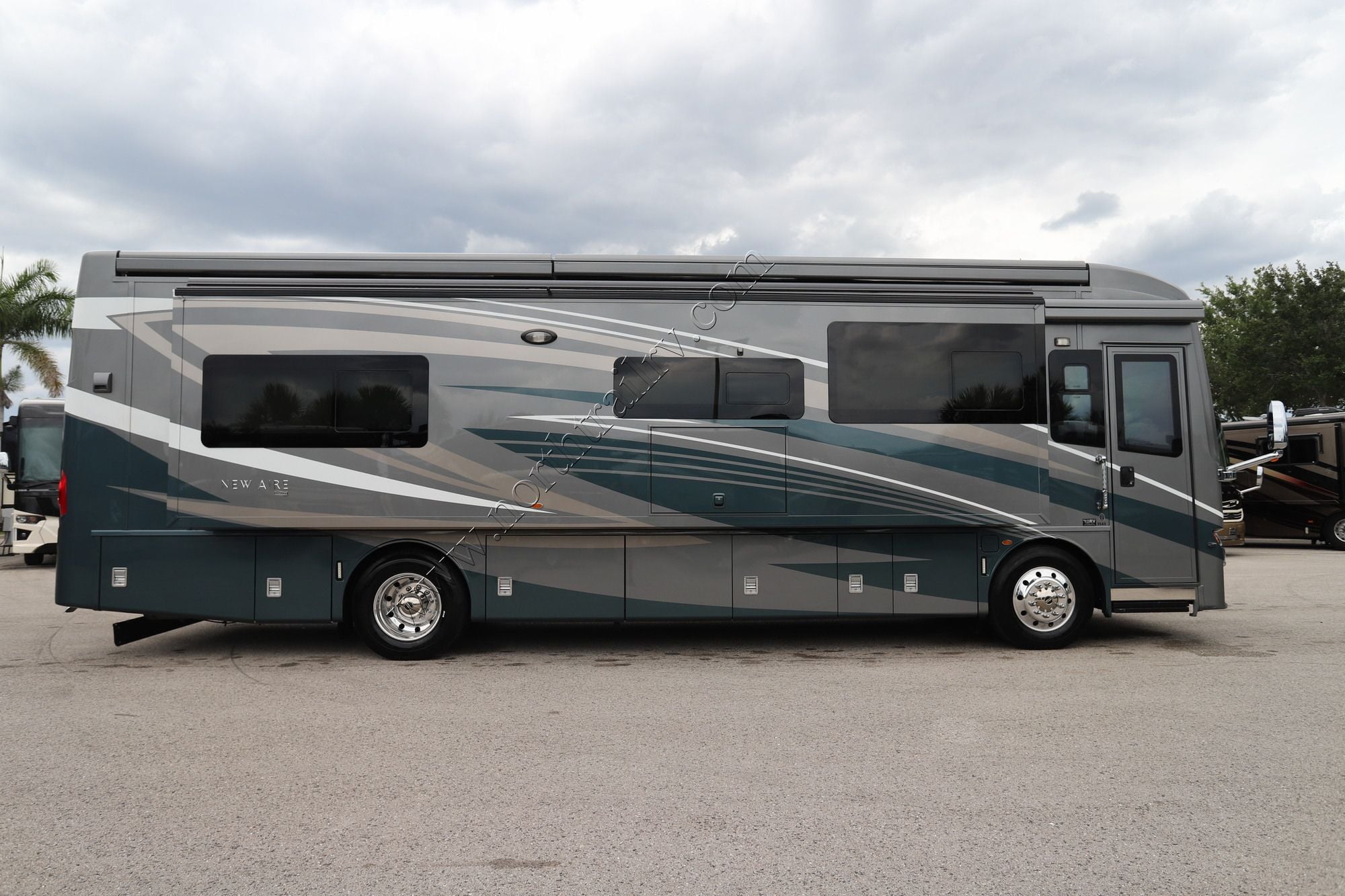 Used 2023 Newmar New Aire 3543 Class A  For Sale