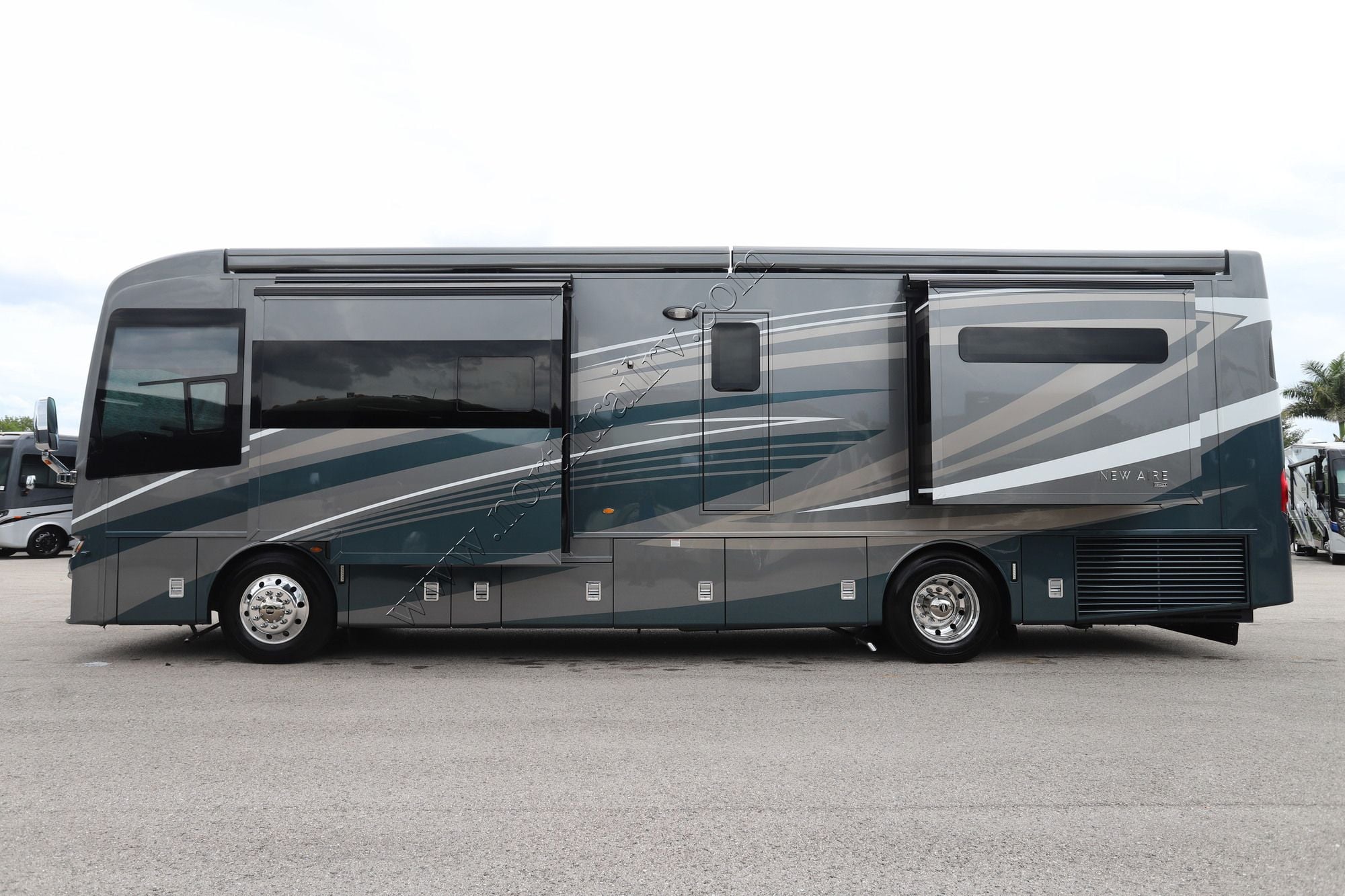 Used 2023 Newmar New Aire 3543 Class A  For Sale