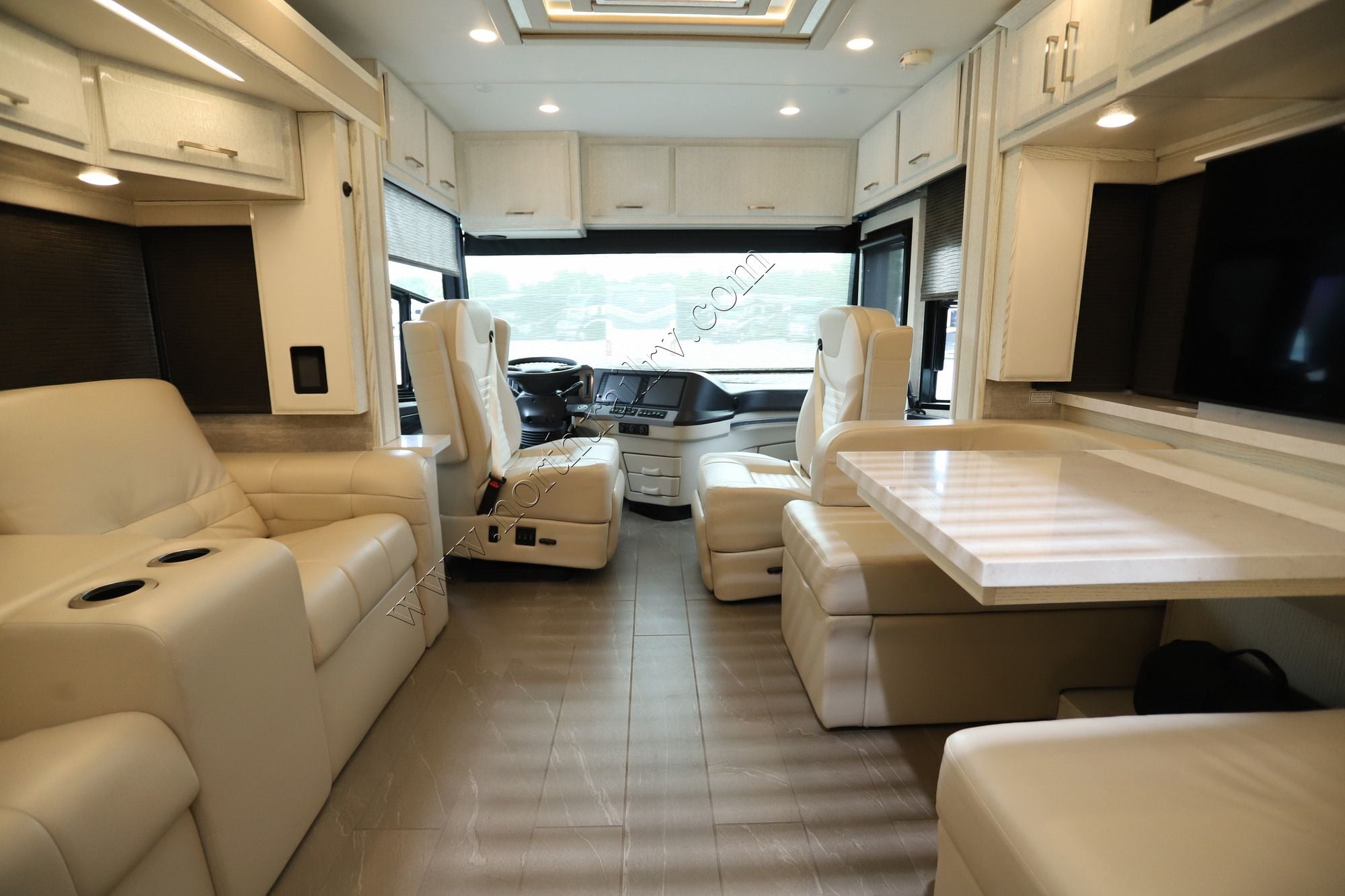 Used 2023 Newmar New Aire 3543 Class A  For Sale