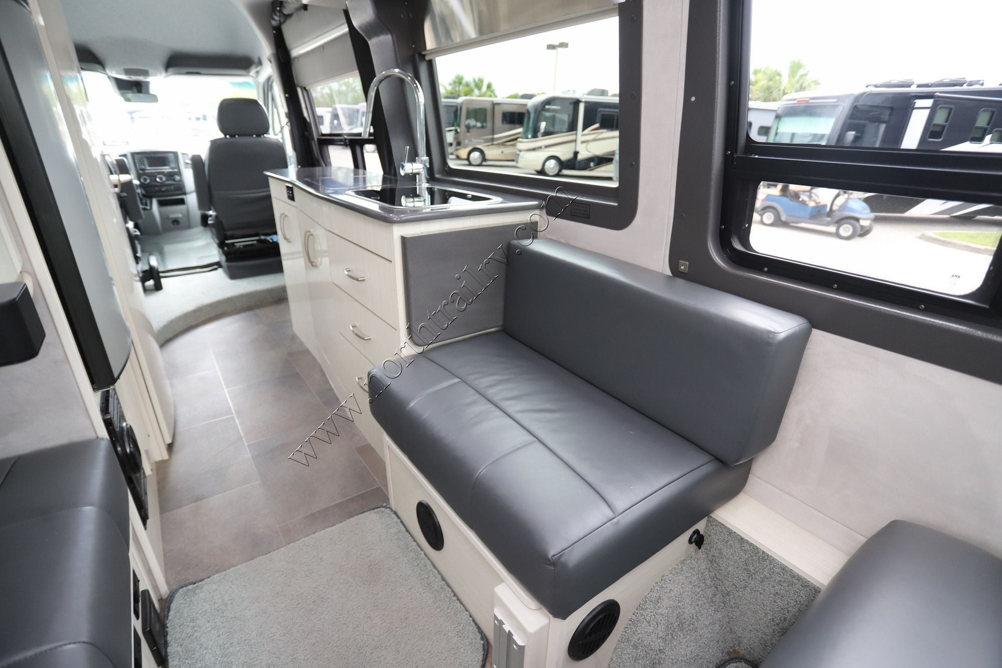 Used 2019 Pleasure-Way Plateau PLATEAU FL Class B  For Sale