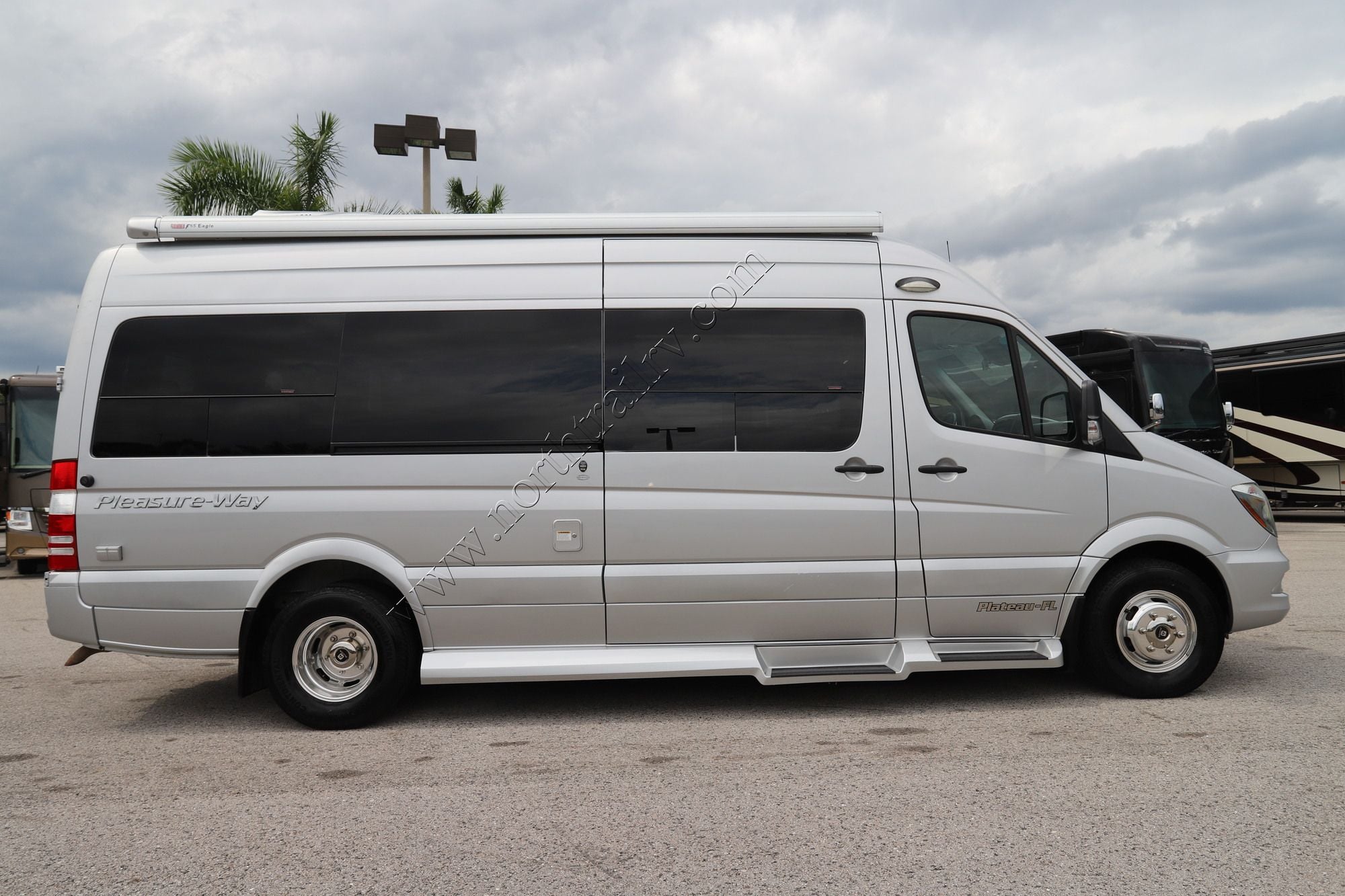 Used 2019 Pleasure-Way Plateau PLATEAU FL Class B  For Sale