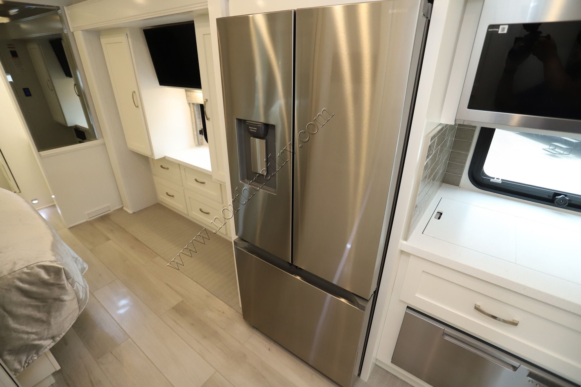 New 2027 Newmar Super Star 3731 Super C  For Sale