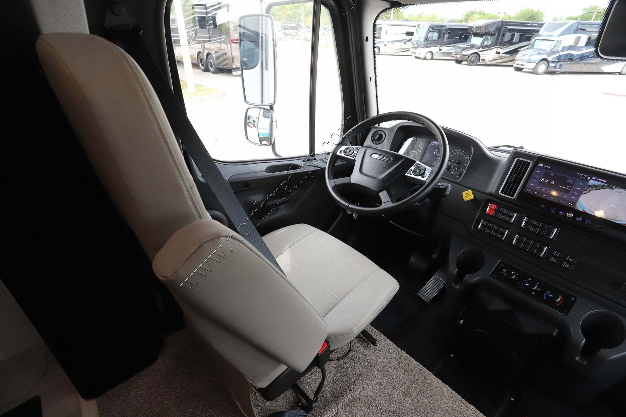 New 2027 Newmar Super Star 3731 Super C  For Sale