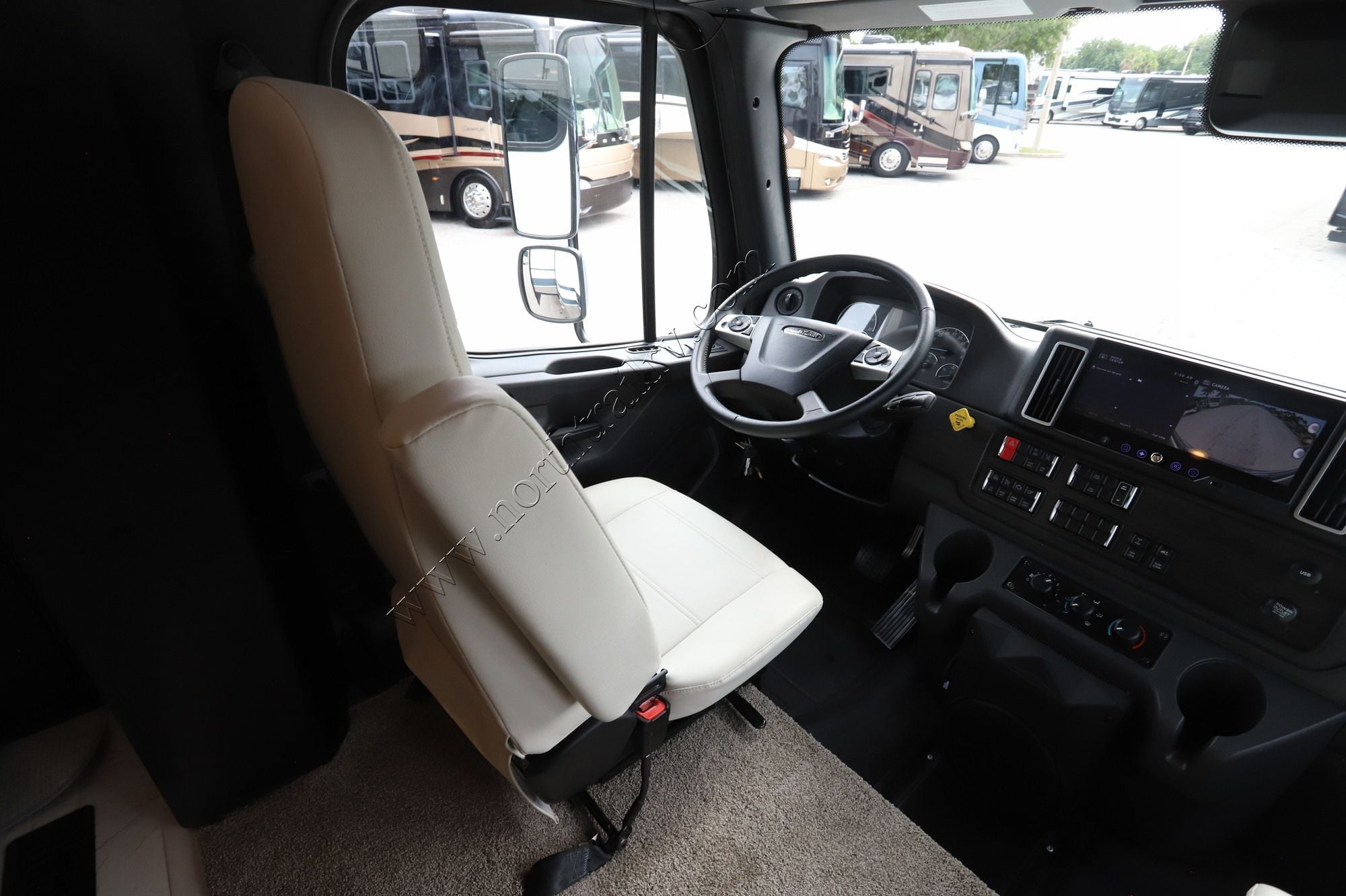 New 2027 Newmar Super Star 3731 Super C  For Sale