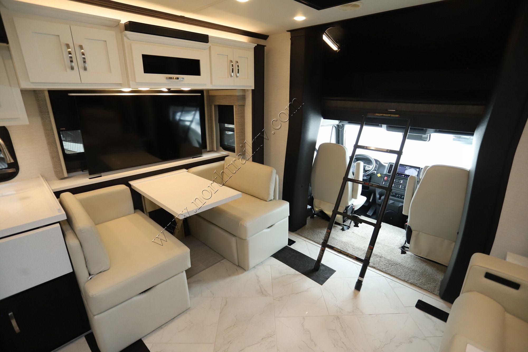 New 2027 Newmar Super Star 3731 Super C  For Sale