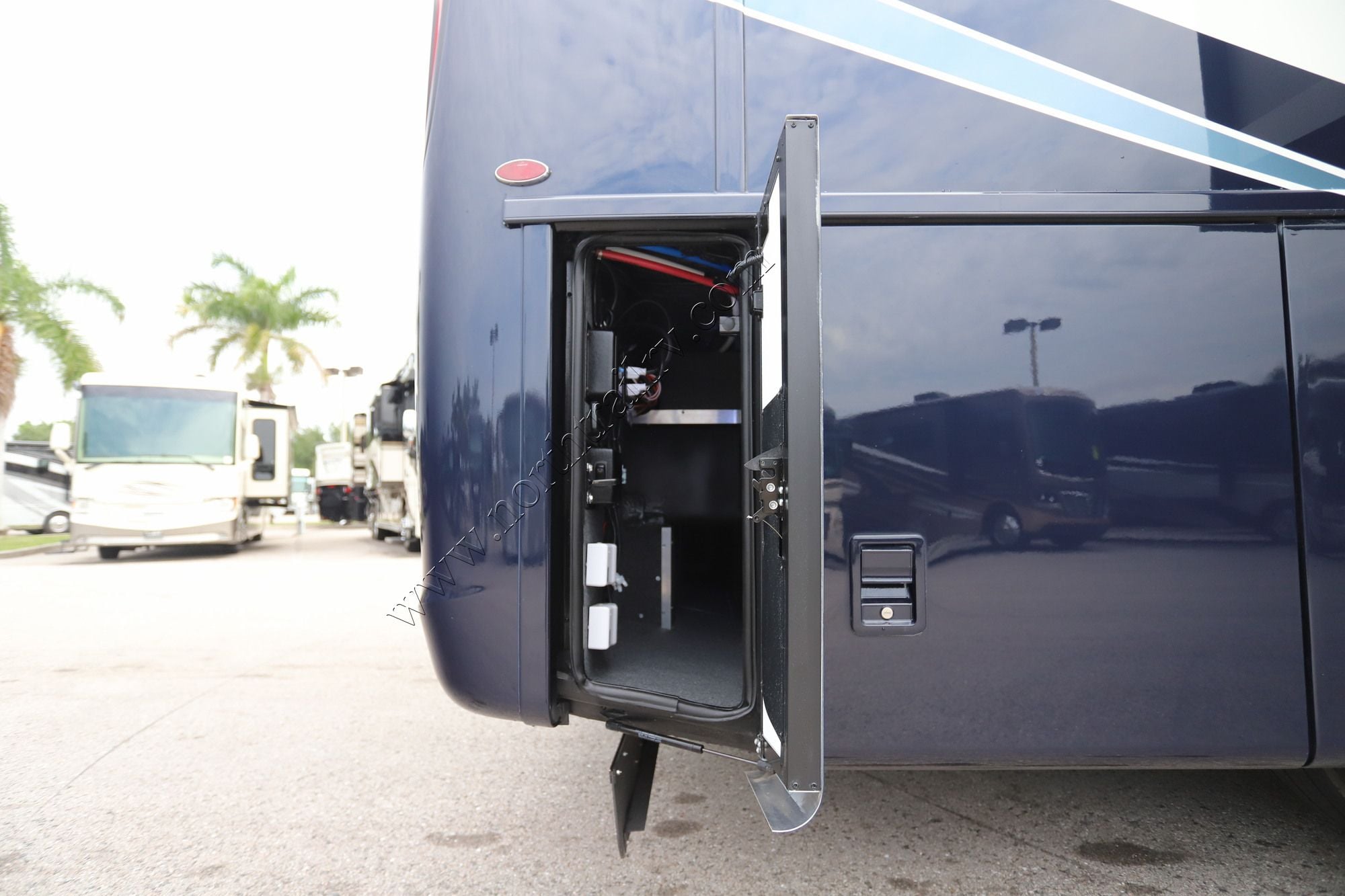 New 2027 Newmar Super Star 3731 Super C  For Sale