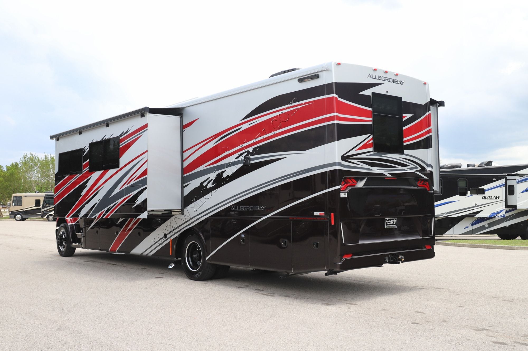 New 2027 Tiffin Motor Homes Allegro Bay 38AB Super C  For Sale