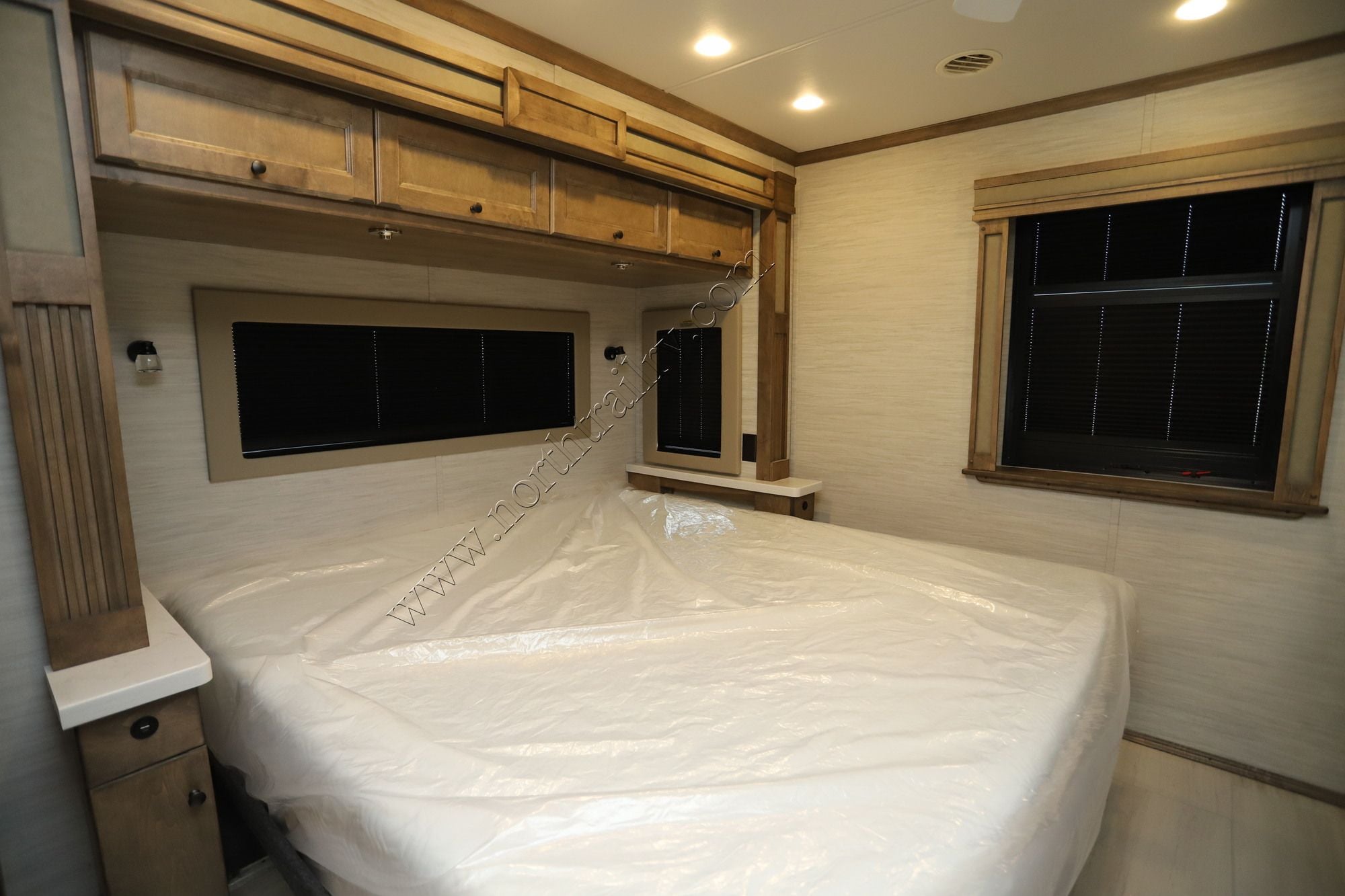 New 2027 Tiffin Motor Homes Allegro Bay 38AB Super C  For Sale