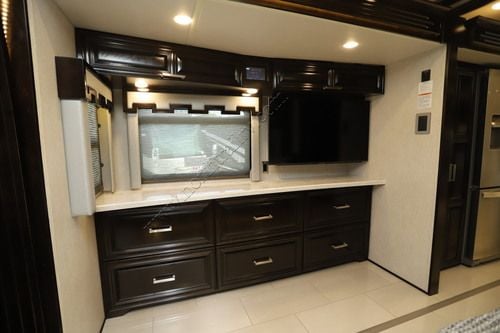 2021 Newmar London Aire 4551