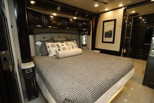 2021 Newmar London Aire 4551