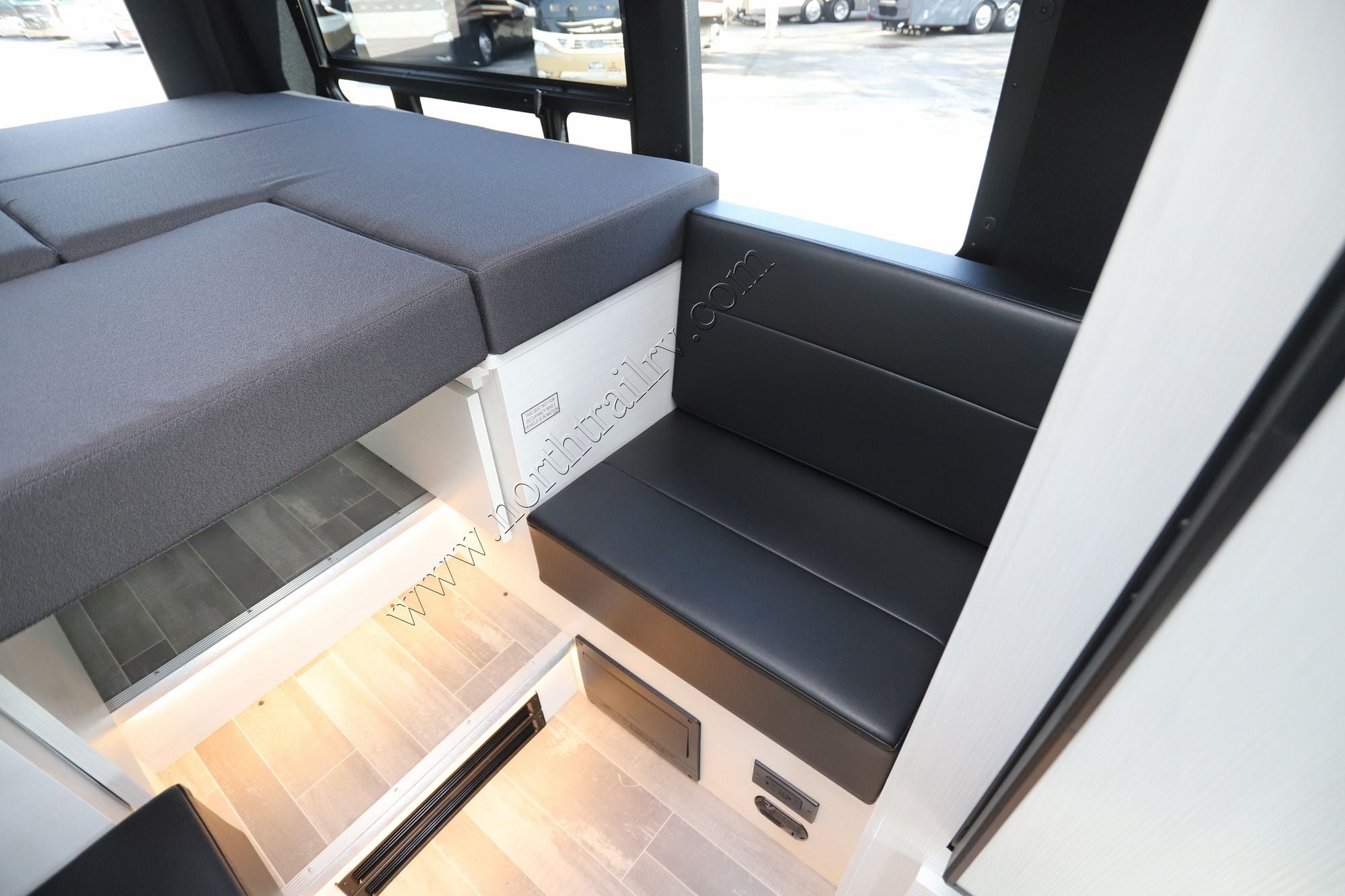 New 2027 Pleasure-Way Ontour 2.2 RB Class B  For Sale