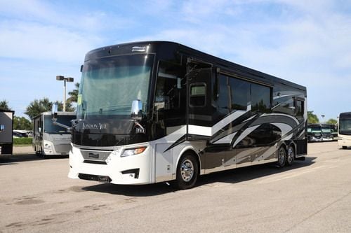 2021 Newmar London Aire 4551