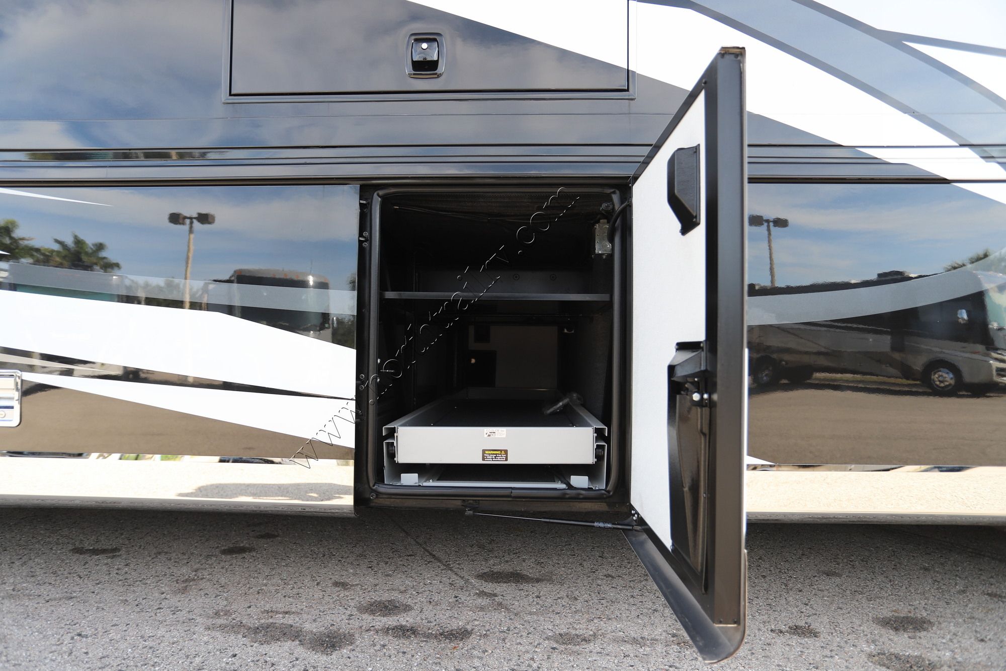 Used 2021 Newmar London Aire 4551 Class A  For Sale