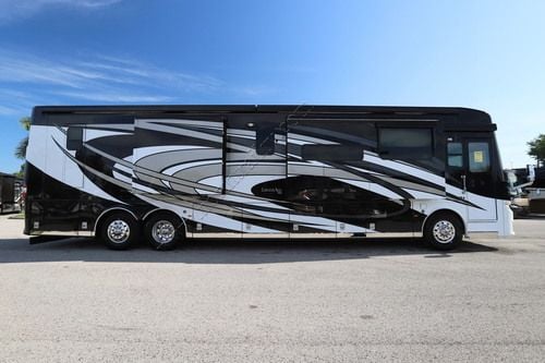 2021 Newmar London Aire 4551