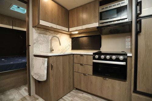 2021 Grand Design Imagine 2800BH
