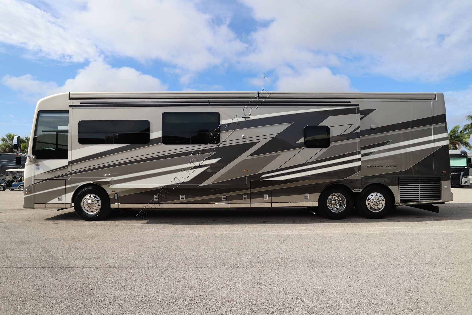 New 2027 Newmar Dutch Star 4369 Class A  For Sale