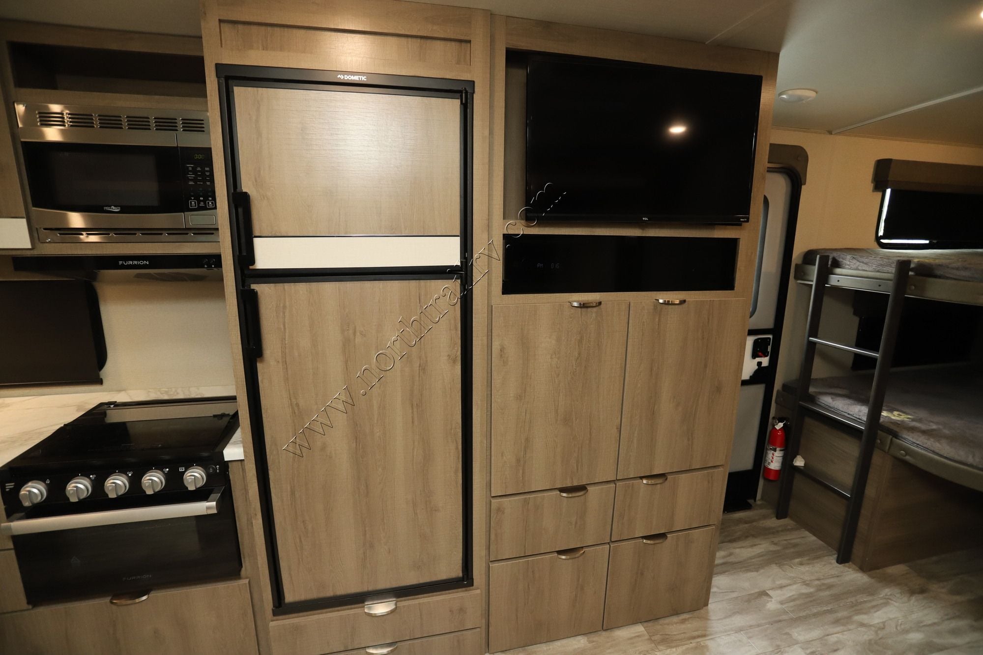 Used 2021 Grand Design Imagine 2800BH Travel Trailer  For Sale