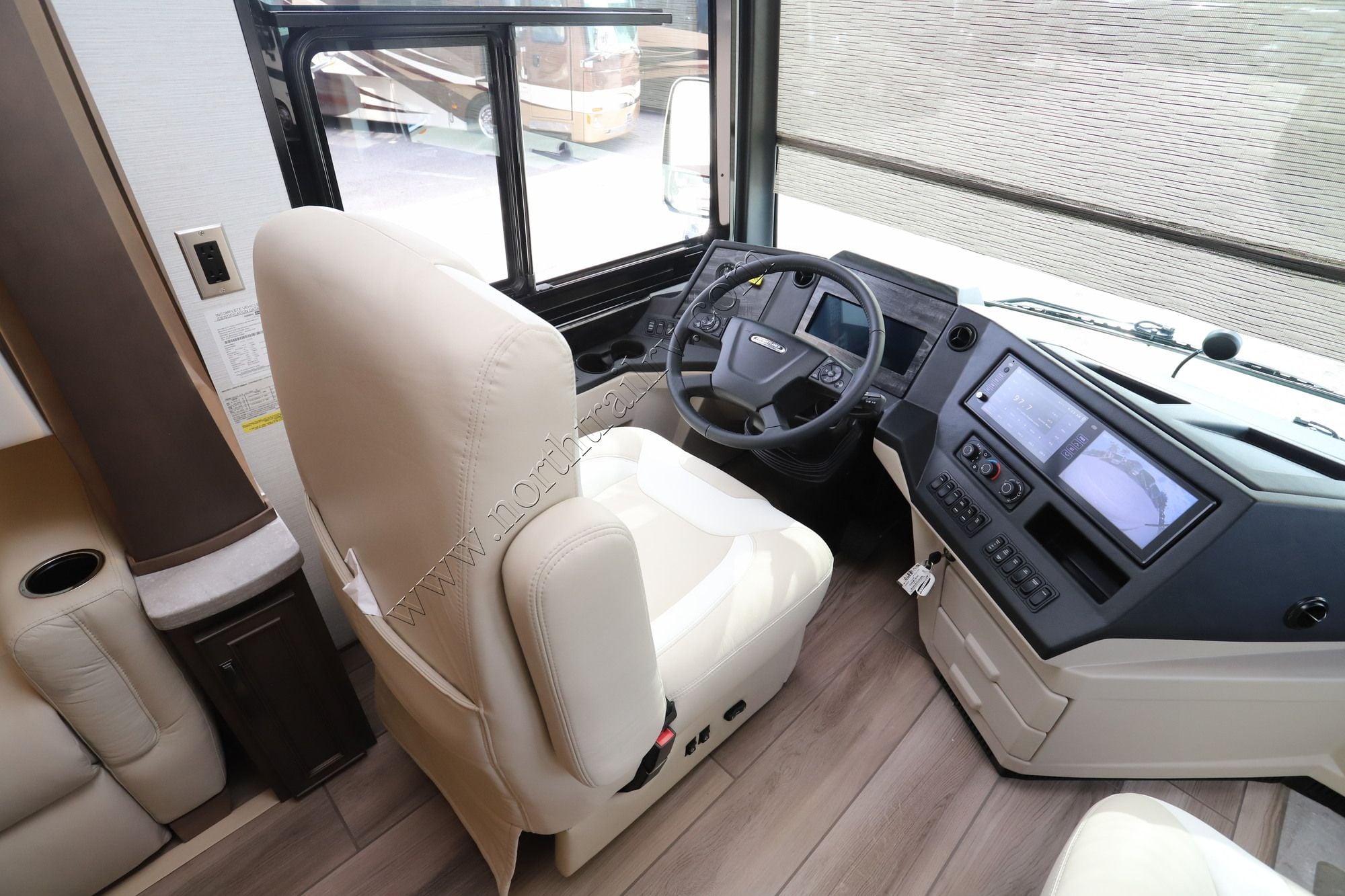 New 2027 Newmar Dutch Star 4369 Class A  For Sale