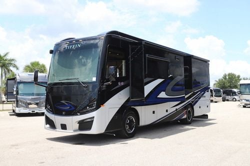 2026 Tiffin Motor Homes Phaeton 35CH