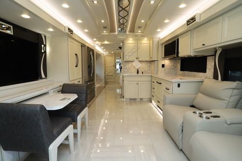 2026 Tiffin Motor Homes Phaeton 35CH