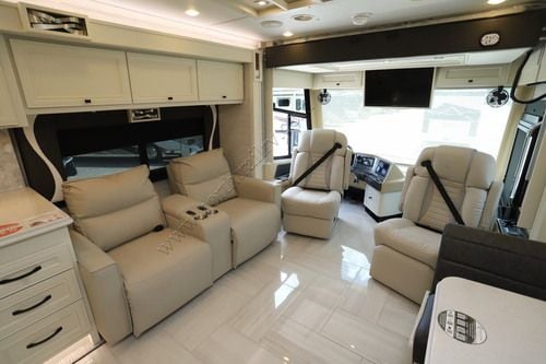 2026 Tiffin Motor Homes Phaeton 35CH