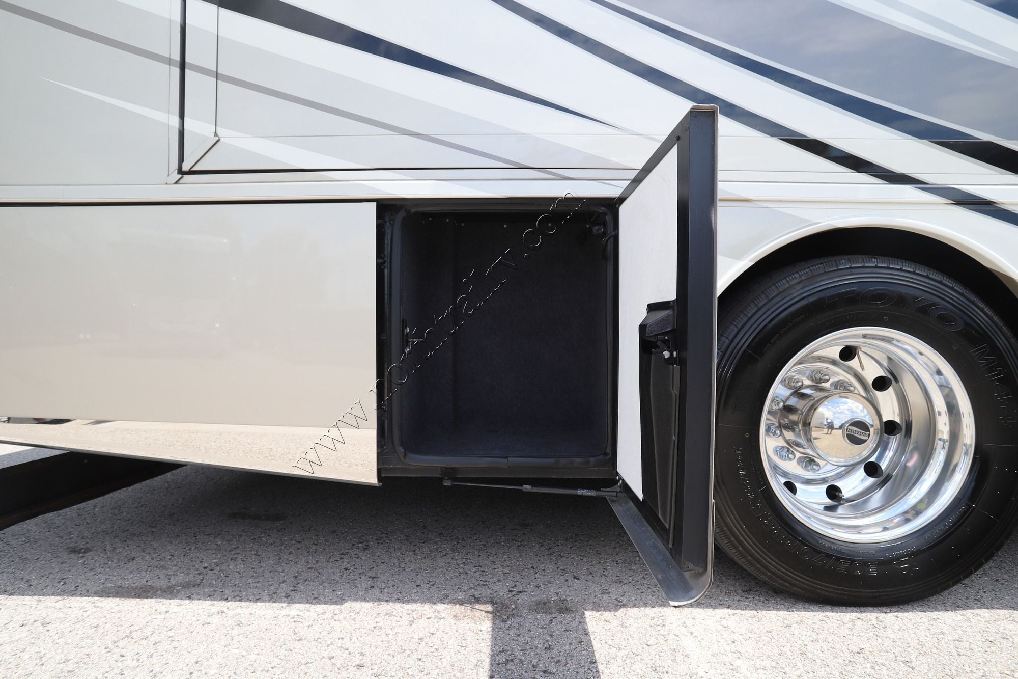 Used 2021 Newmar New Aire 3543 Class A  For Sale