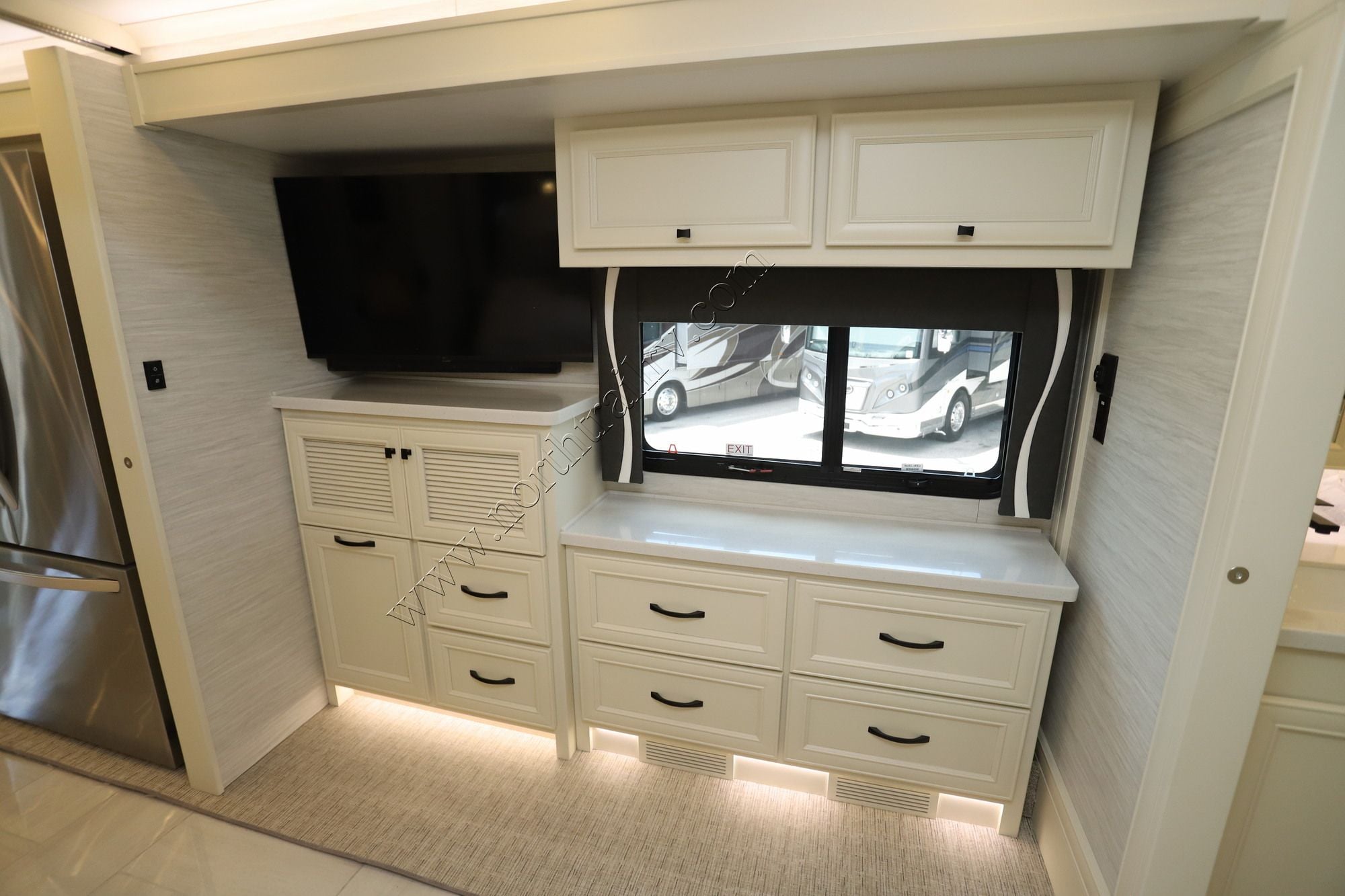 New 2026 Tiffin Motor Homes Phaeton 35CH Class A  For Sale