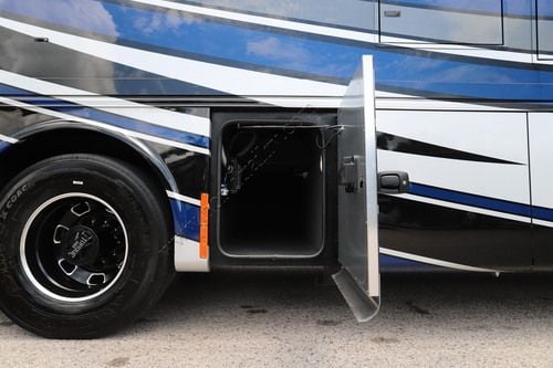 2026 Tiffin Motor Homes Phaeton 35CH