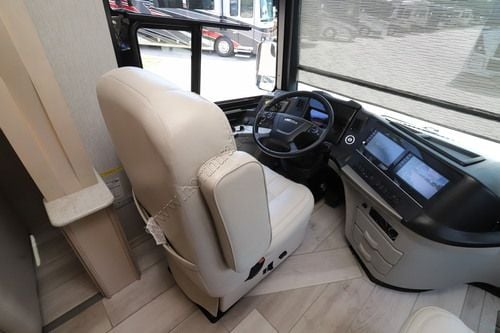 2021 Newmar New Aire 3543