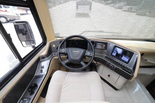 2026 Tiffin Motor Homes Phaeton 35CH