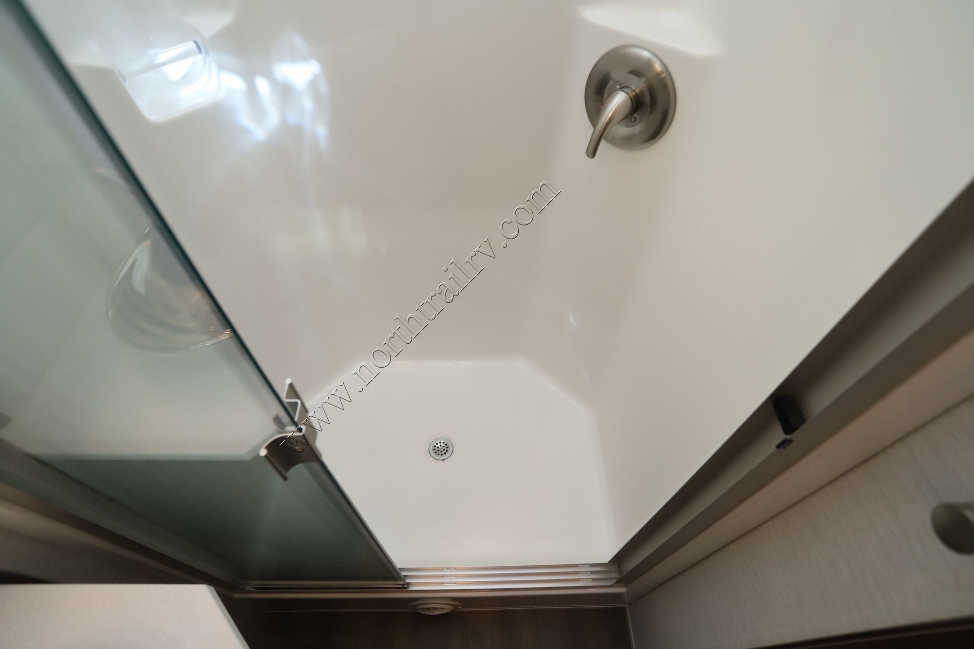 New 2027 Newmar Bay Star 3640 Class A  For Sale