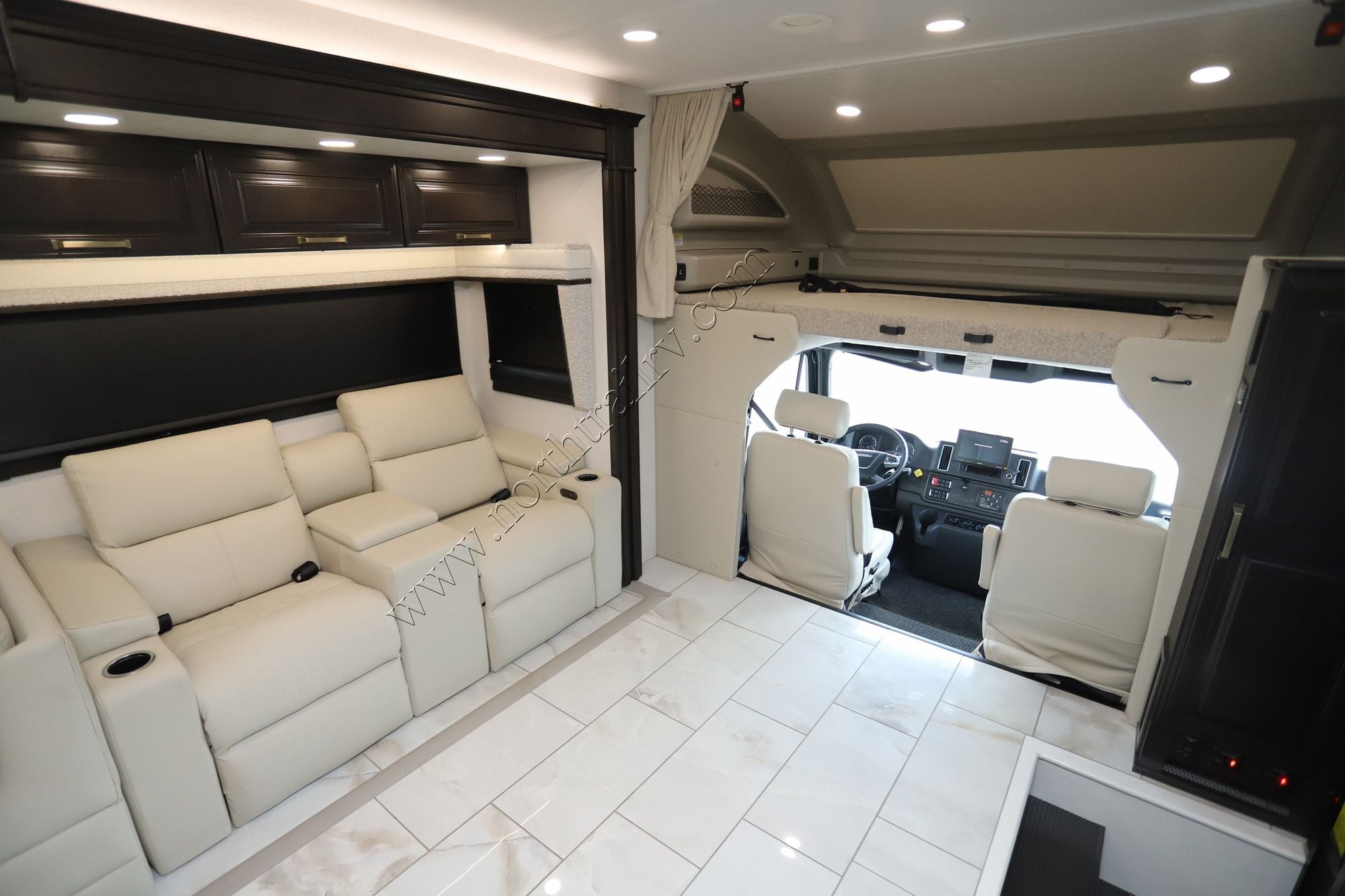 New 2027 Jayco Seneca Prestige 37M Super C  For Sale