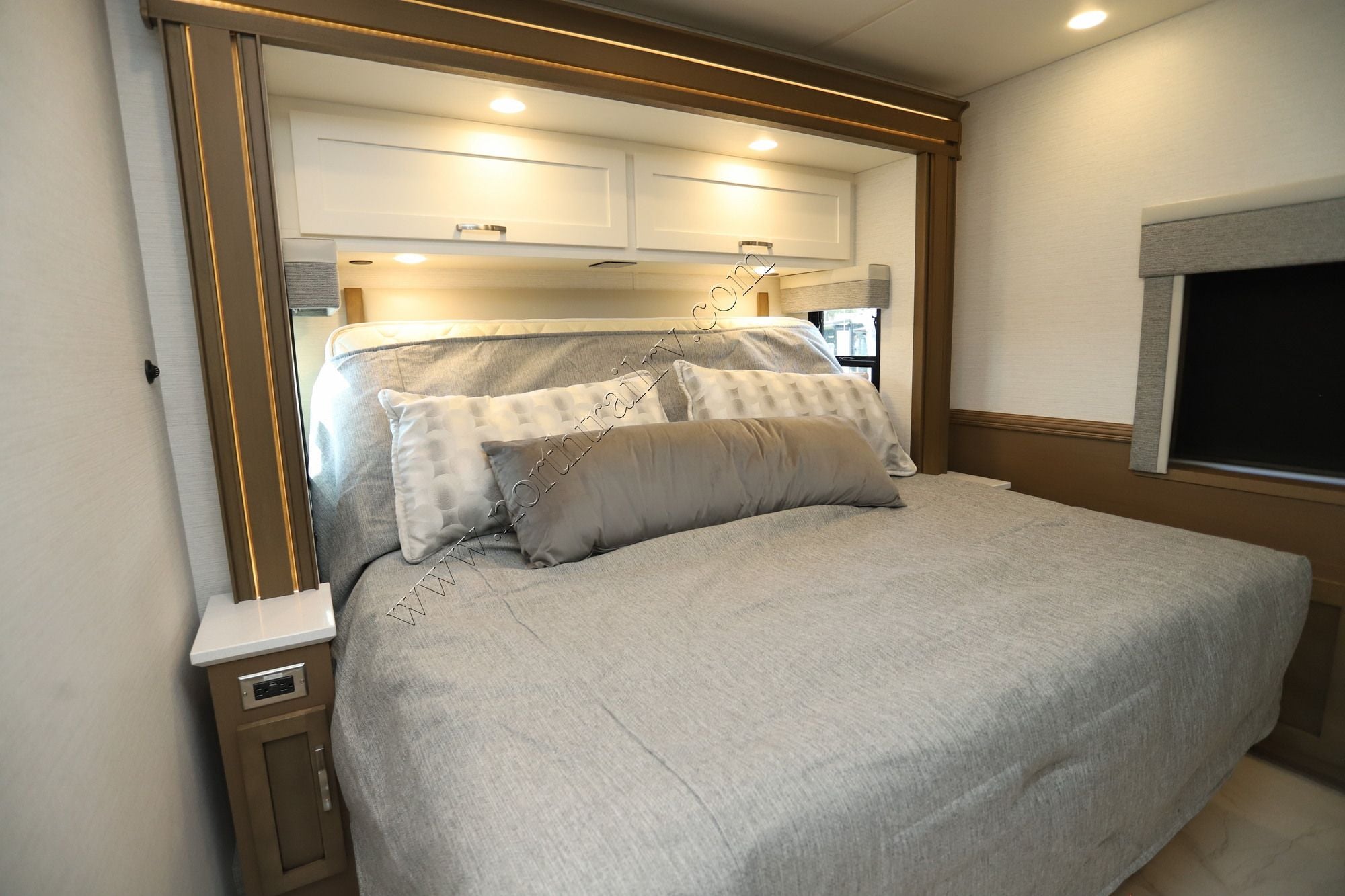 New 2027 Newmar Grand Star 3444 Super C  For Sale