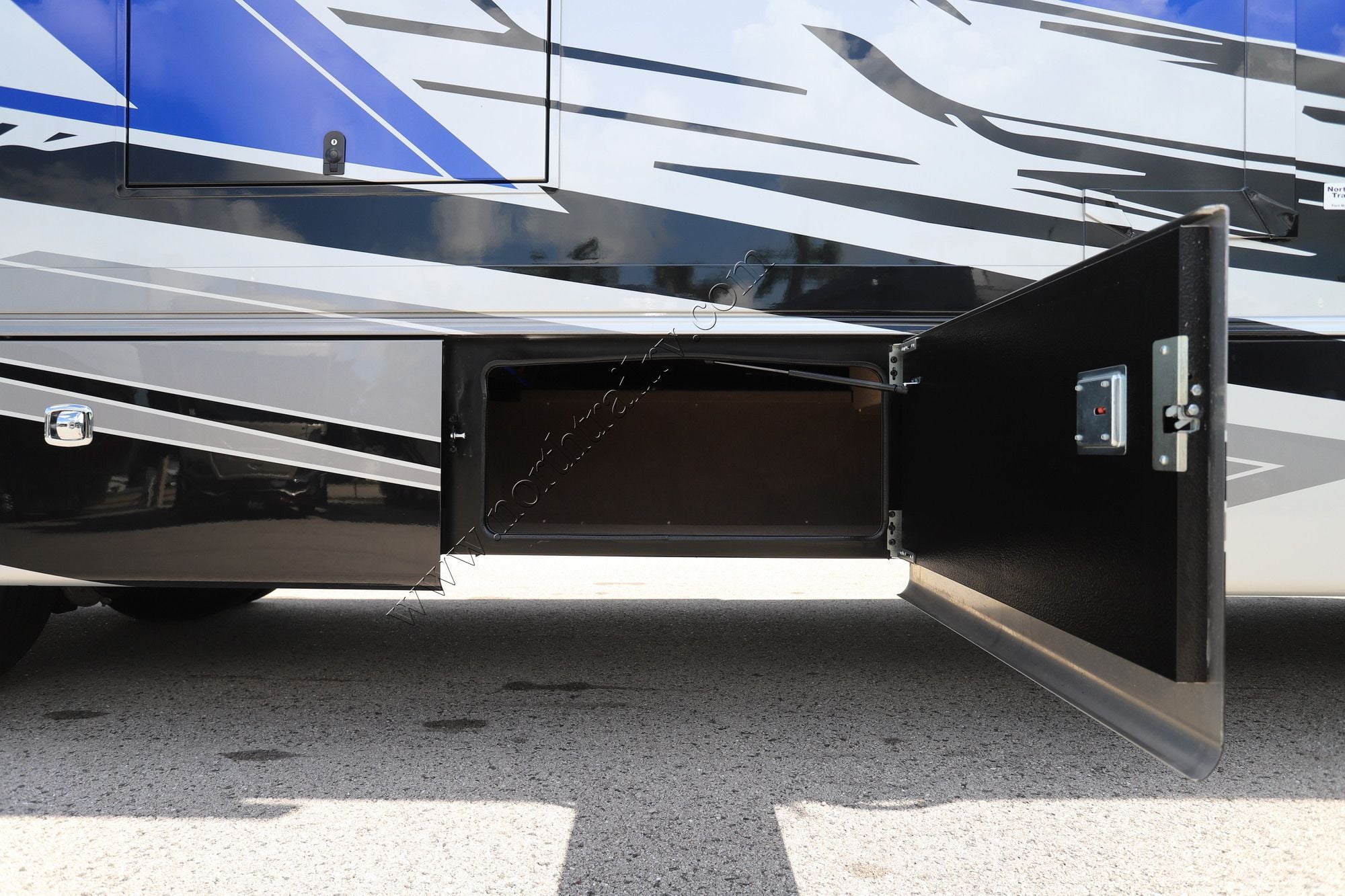 New 2027 Jayco Seneca Prestige 37M Super C  For Sale