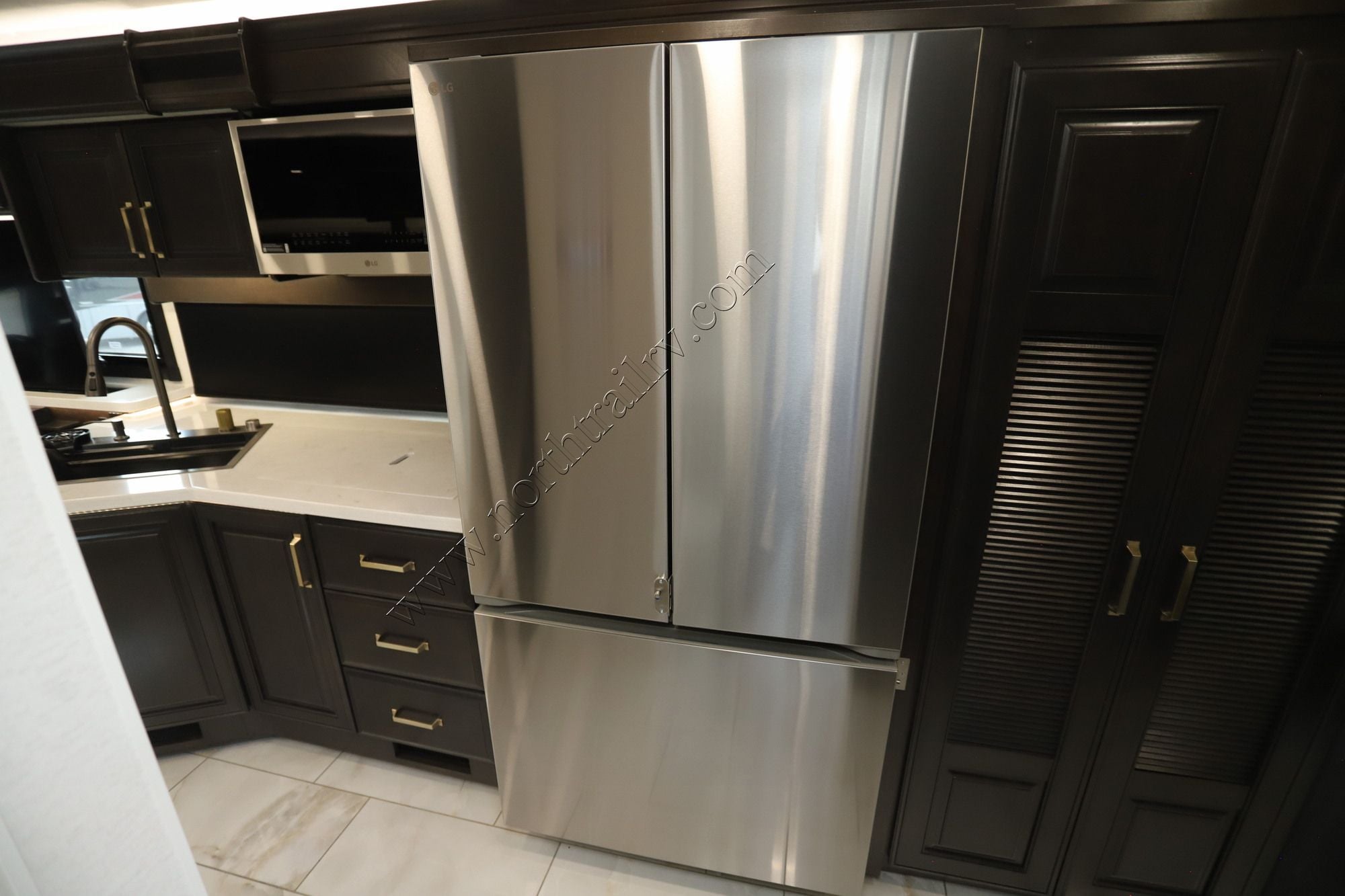 New 2027 Jayco Seneca Prestige 37M Super C  For Sale