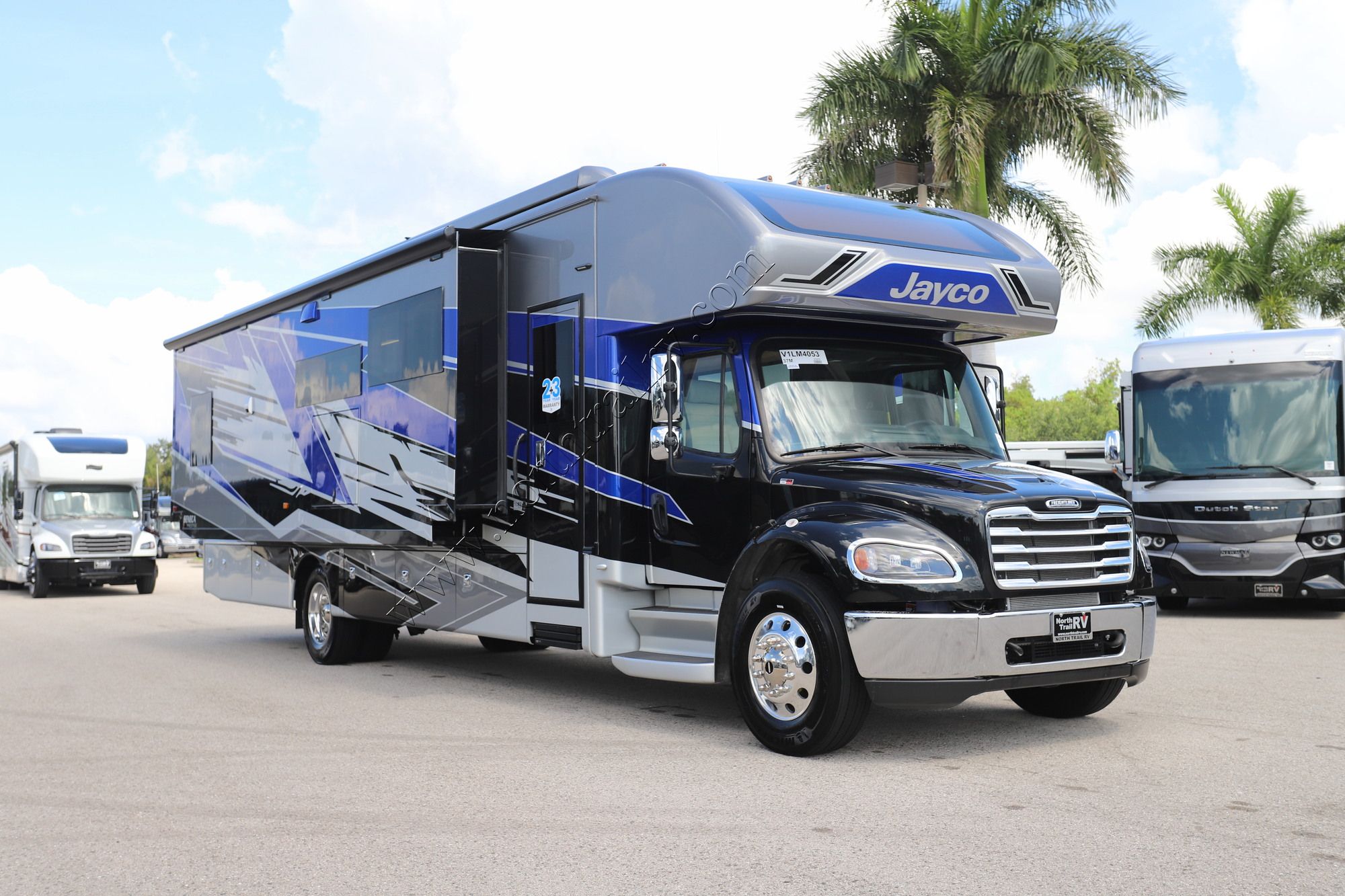 New 2027 Jayco Seneca Prestige 37M Super C  For Sale
