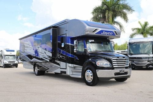 2027 Jayco Seneca Prestige 37M