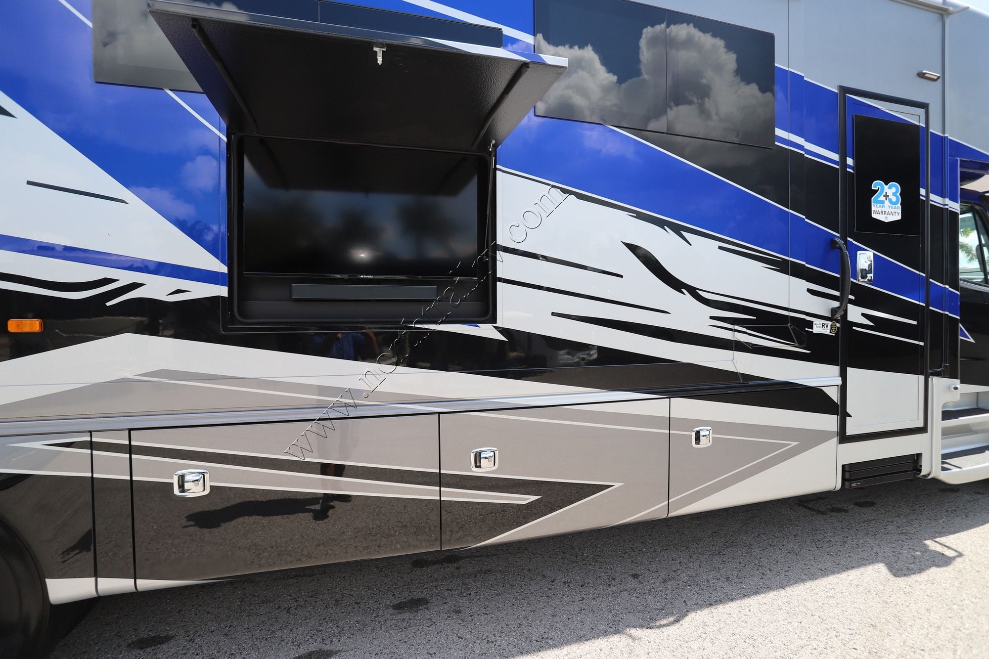 New 2027 Jayco Seneca Prestige 37M Super C  For Sale